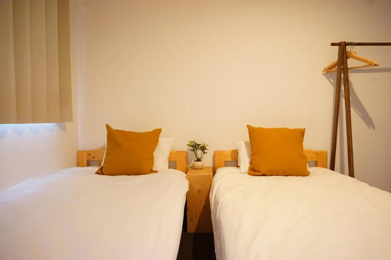Beehive Hostel Osaka 0*,  Japan