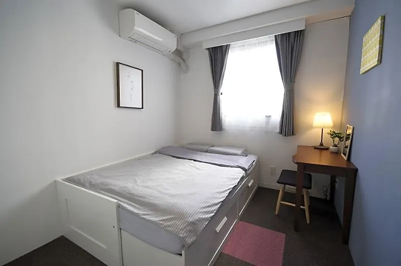 Beehive Hostel Osaka